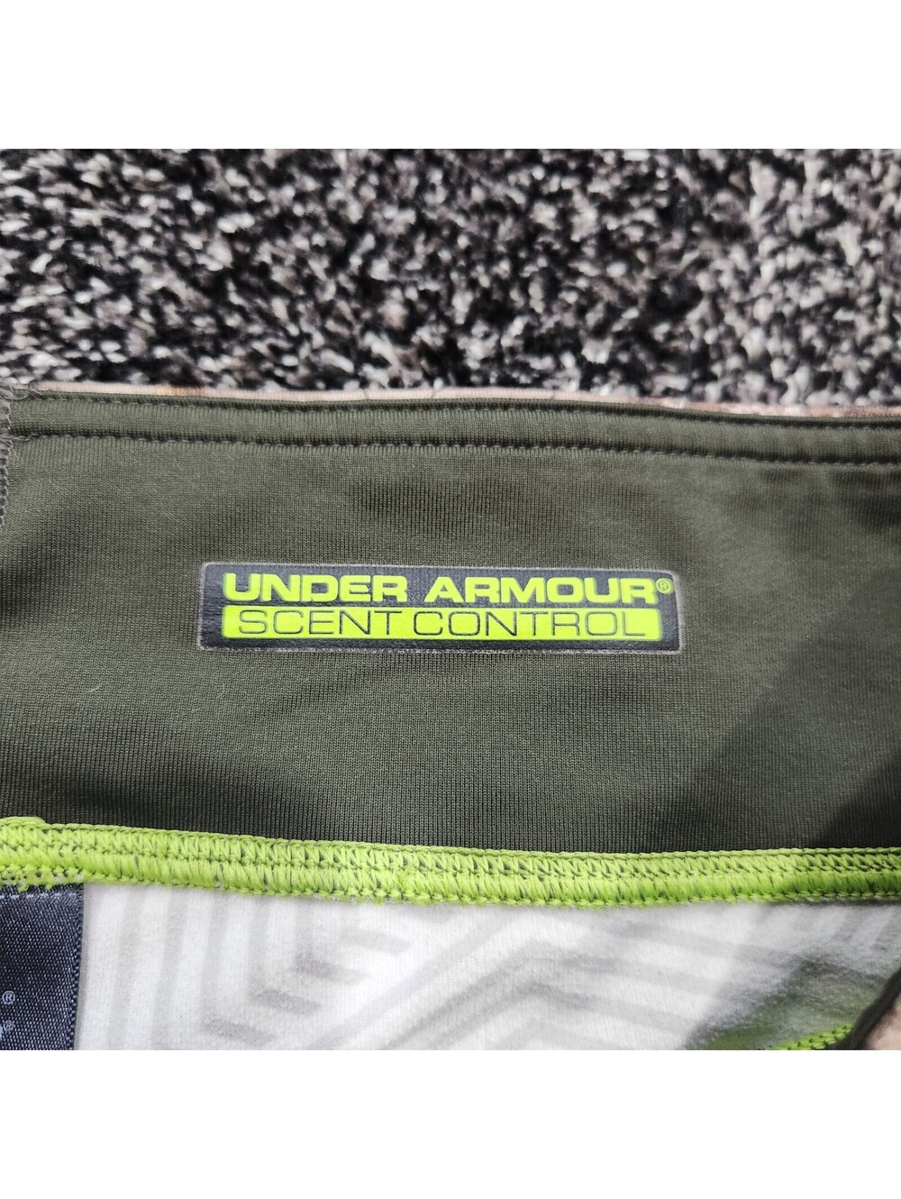 Under Armour ColdGear Realtree AP Camo Leggings Scent Control Pink Women's Small - Picture 9 of 9